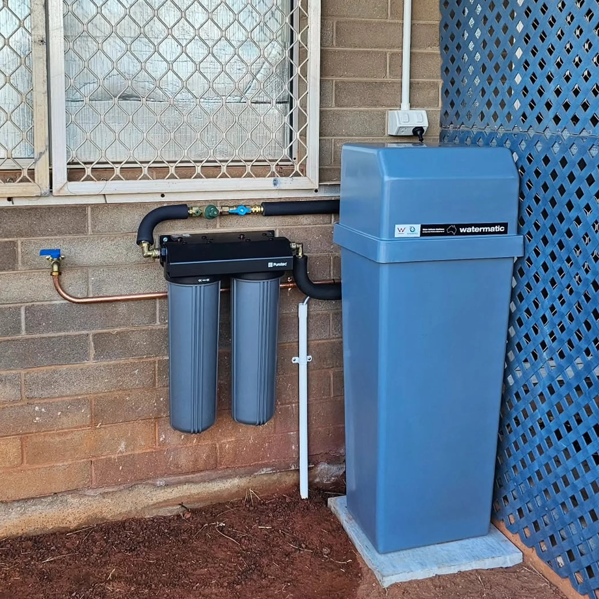 water filtration system for plumbing